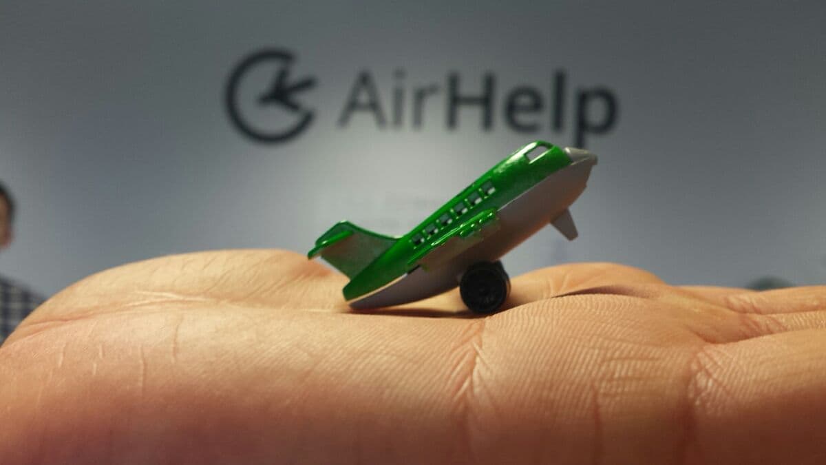 10 coisas que NÃO deve fazer ao voar!